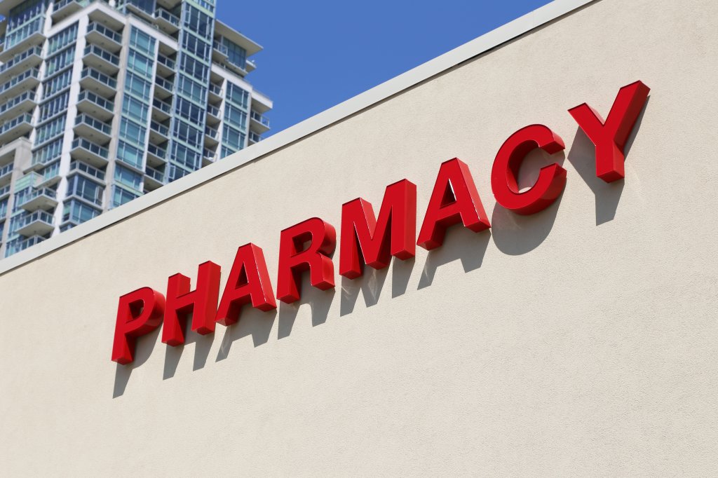 advanteges of plastic signage