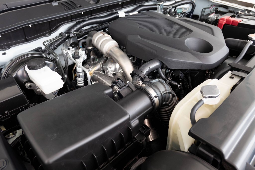 automotive plastic engine components piedmont plastics