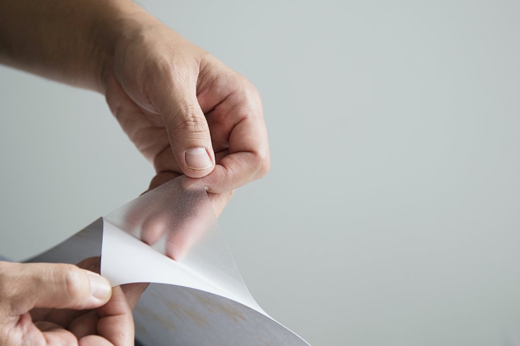 overlaminate adhesive film