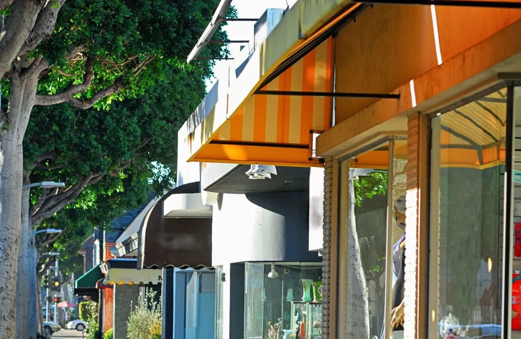 piedmont plastics awnings