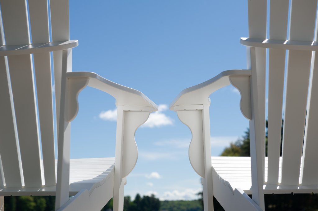 white adirondack chairs   hdpe