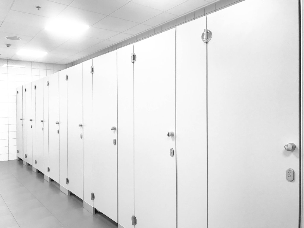 White HDPE Bathroom Partition Barriers